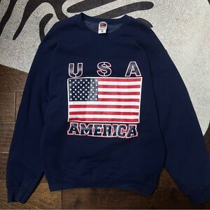 Vintage USA American Flag Crewneck Sweatshirt Fruit of the Loom